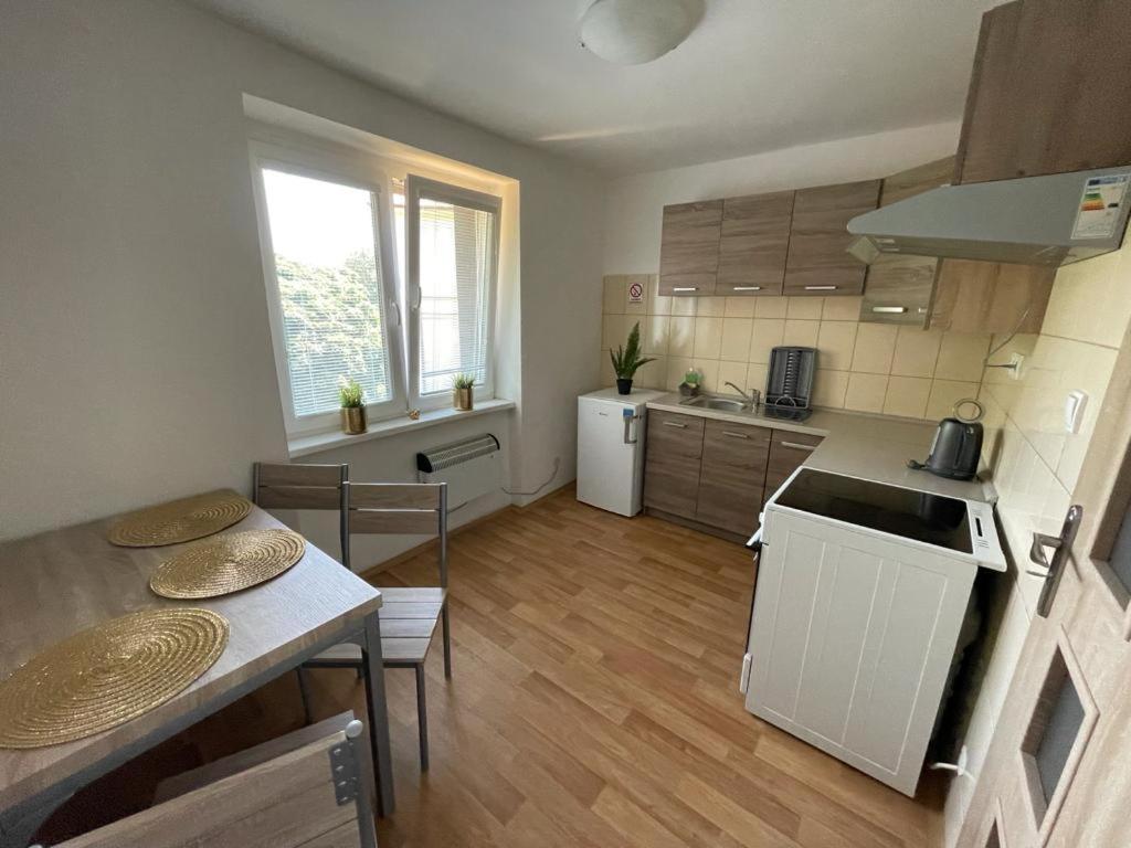 Apartmany - Skolni Chomutov Dış mekan fotoğraf