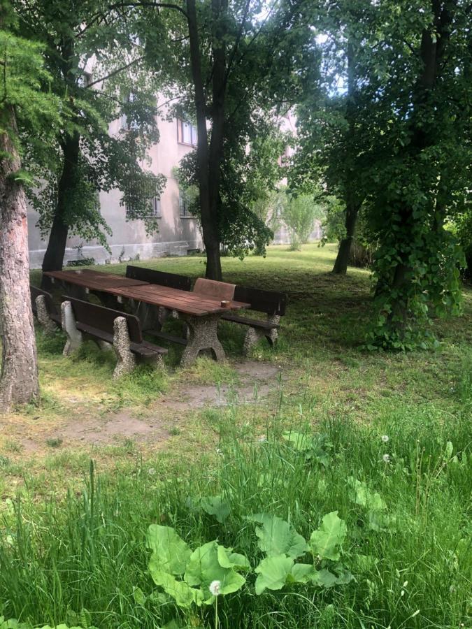 Apartmany - Skolni Chomutov Dış mekan fotoğraf