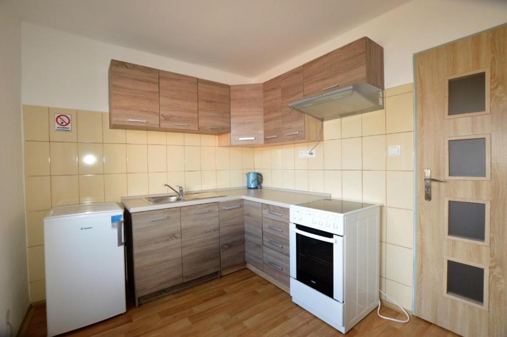 Apartmany - Skolni Chomutov Dış mekan fotoğraf