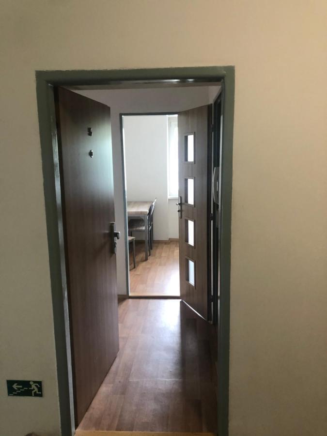 Apartmany - Skolni Chomutov Dış mekan fotoğraf