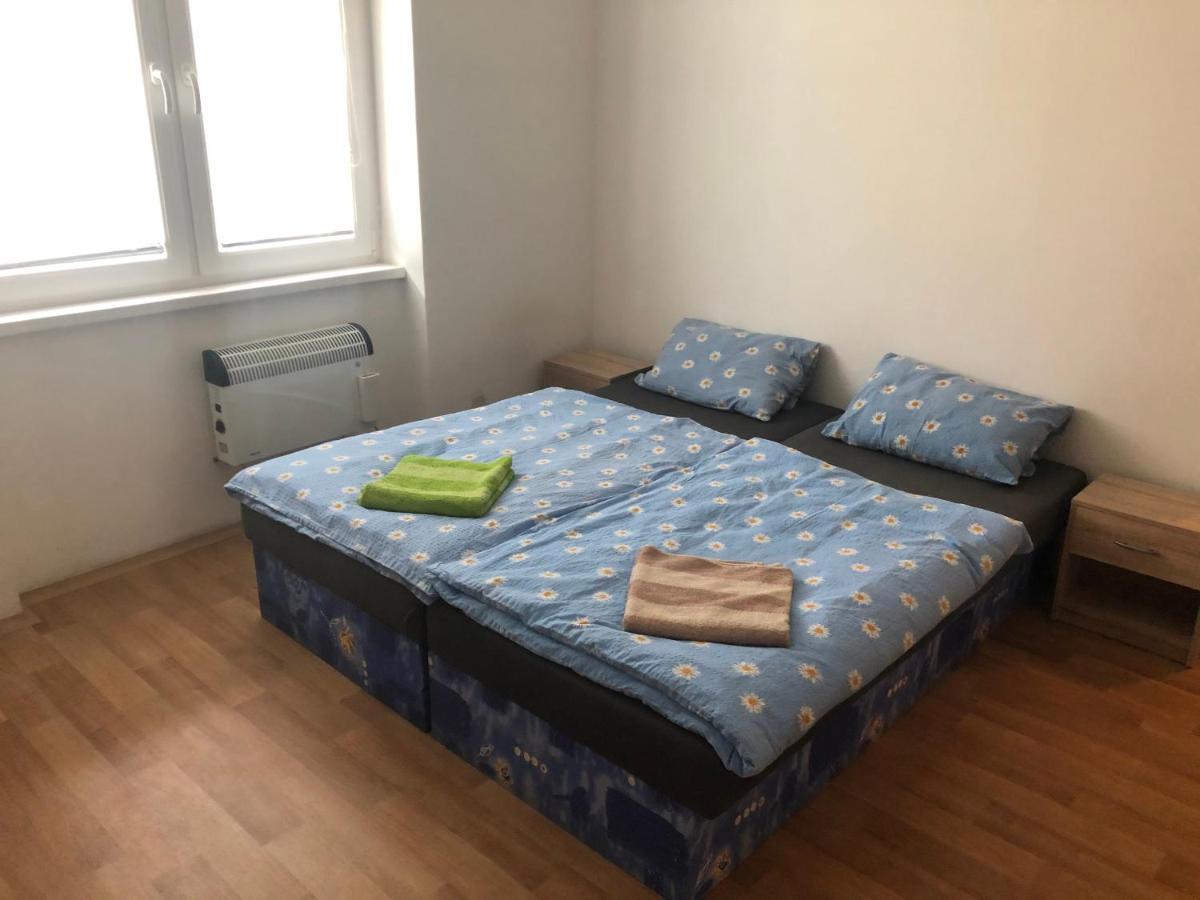 Apartmany - Skolni Chomutov Dış mekan fotoğraf